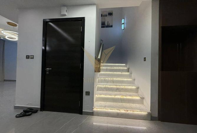 78184799 - Property Image 3