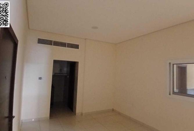 76989507 - Property Image 3