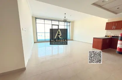 شقة - غرفة نوم - 2 حمامات للايجار في برج الكورنيش - طريق كورنيش عجمان - عجمان