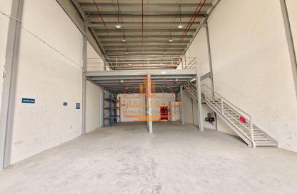 Warehouse - Studio - 1 Bathroom for rent in Ali Mousa Building - Al Sajaa Industrial - Al Sajaa - Sharjah