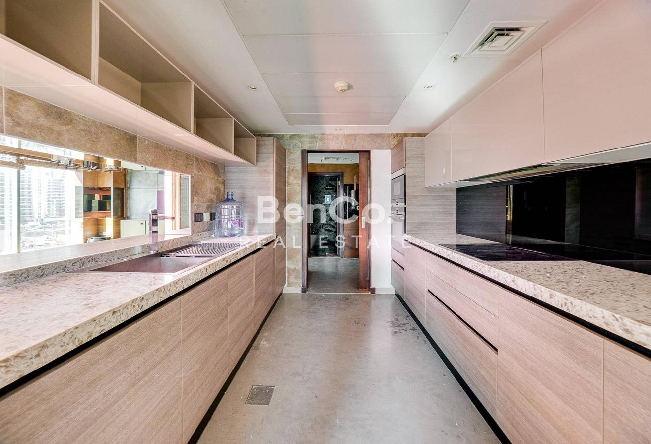 Full Water View | Upgraded | Ready To Move In photo 11