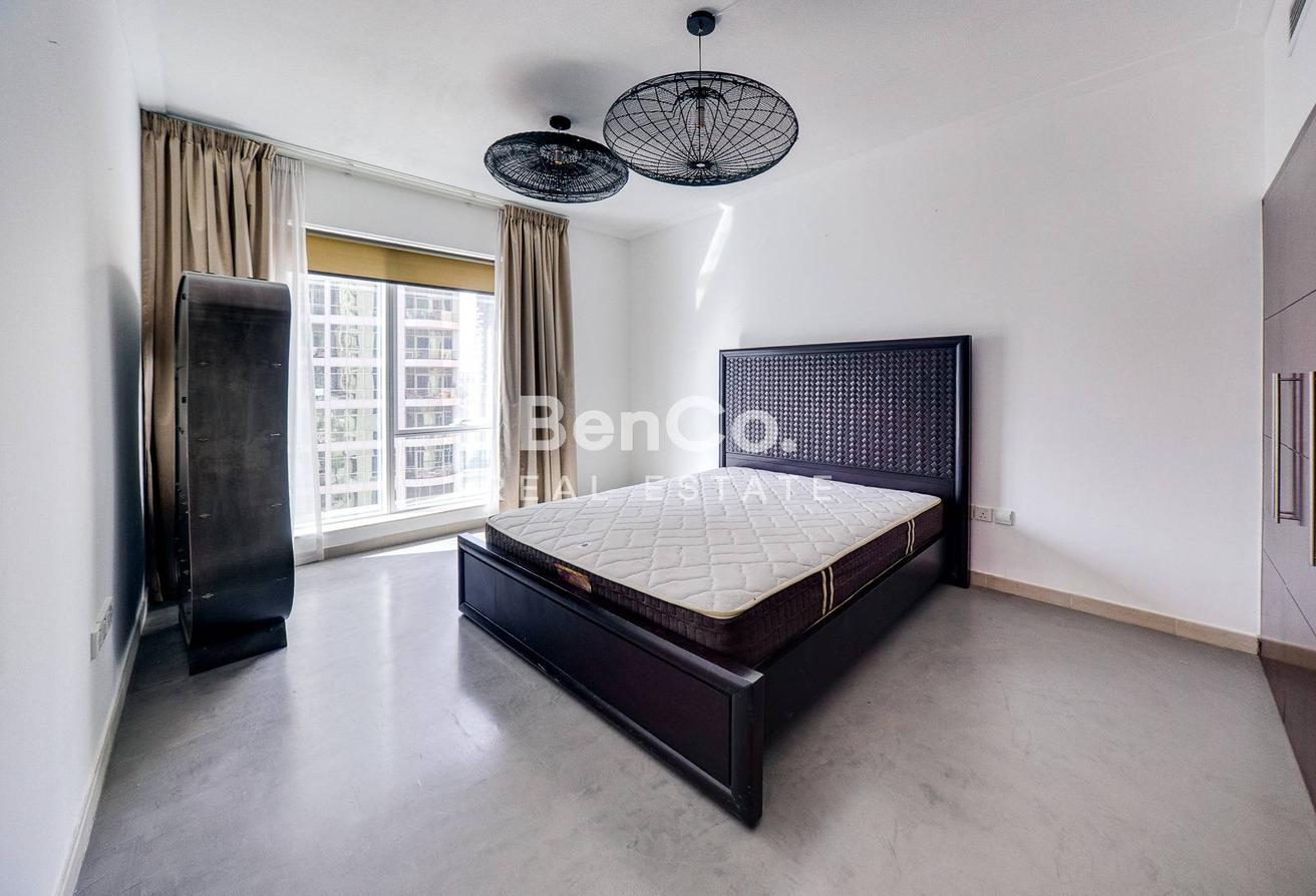 Full Water View | Upgraded | Ready To Move In photo 7