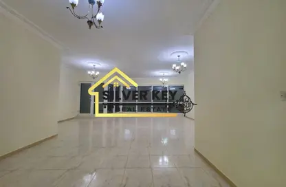 Apartment - 3 Bedrooms - 3 Bathrooms for rent in Al Majaz 2 - Al Majaz - Sharjah