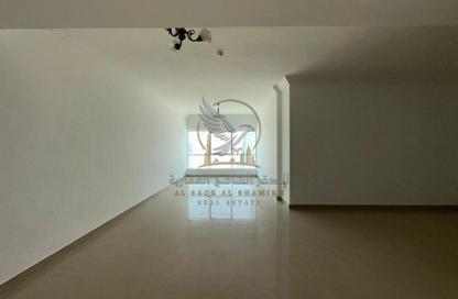 Apartment - 3 Bedrooms - 3 Bathrooms for rent in Al Mamzar - Al Mamzar - Sharjah - Sharjah