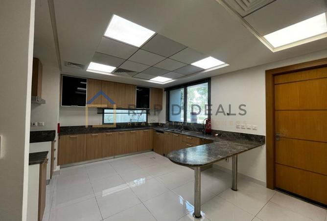 98706510 - Property Image 3