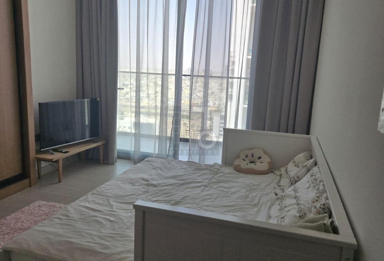 HIGH FLOOR |FURNISHED | READY TO MOVE | SMART HOME photo 2