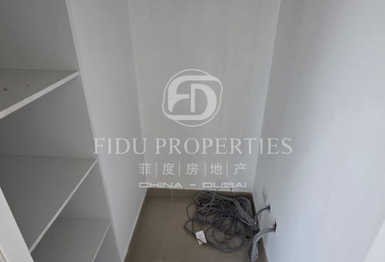 Vacant | Fitted | Negotiable | Canal View