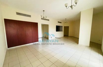 Apartment - Studio - 1 for rent in Building S04 - Spain Cluster - International City - Dubai