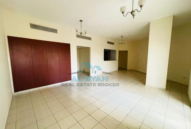 142374406 - Property Image 2