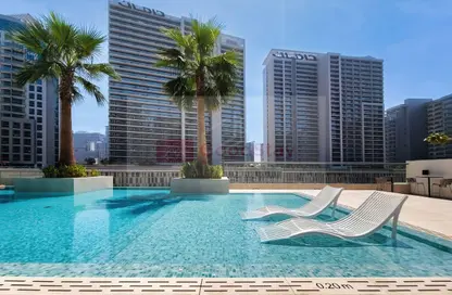 شقة - غرفة نوم - 1 حمام للايجار في الاسترليني الغربية - الاسترليني - الخليج التجاري - دبي