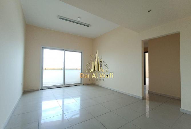 84063104 - Property Main Image