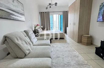 Apartment - 1 Bathroom for rent in Lake View Tower - JLT Cluster B - Jumeirah Lake Towers - Dubai