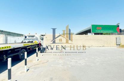 Warehouse - Studio - 4 for rent in Ras Al Khor Industrial 1 - Ras Al Khor - Dubai