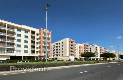 Apartment - 1 Bedroom - 1 Bathroom for sale in Mazaya 25 - Queue Point - Liwan - Dubai Land - Dubai