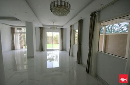 Villa - 2 Bedrooms - 3 Bathrooms for rent in Springs 11 - The Springs - Dubai Villa - 2 Bedrooms - 3 Bathrooms for rent in Springs 11 - The Springs - Dubai