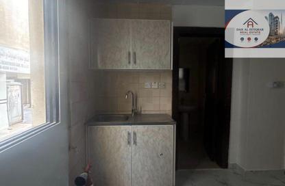 Apartment - Studio - 1 Bathroom for rent in Al Mujarrah - Al Sharq - Sharjah Apartment - Studio - 1 Bathroom for rent in Al Mujarrah - Al Sharq - Sharjah