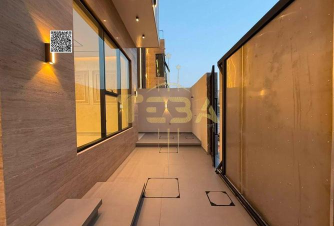 132514403 - Property Image 2