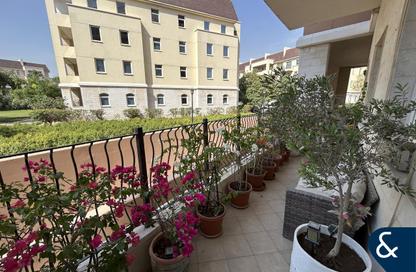 Apartment - 3 Bedrooms - 4 Bathrooms for sale in Dickens Circus 2 - Dickens Circus - Motor City - Dubai