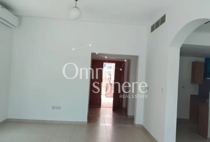 87867894 - Property Image 3