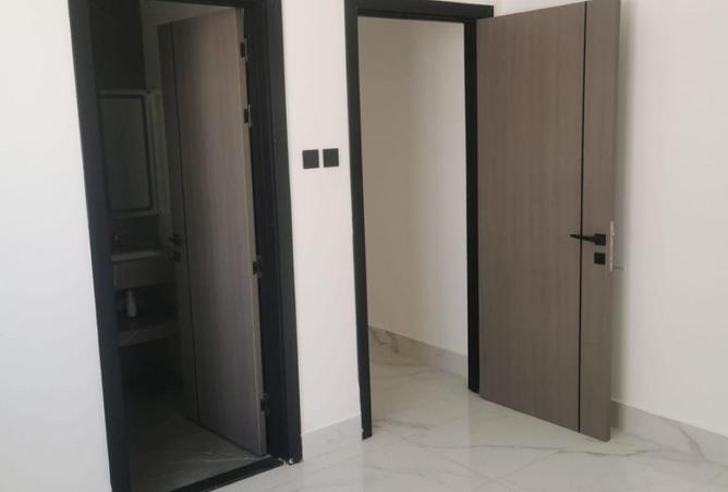 78986100 - Property Image 2