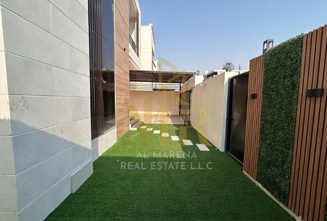 103276103 - Property Image 3