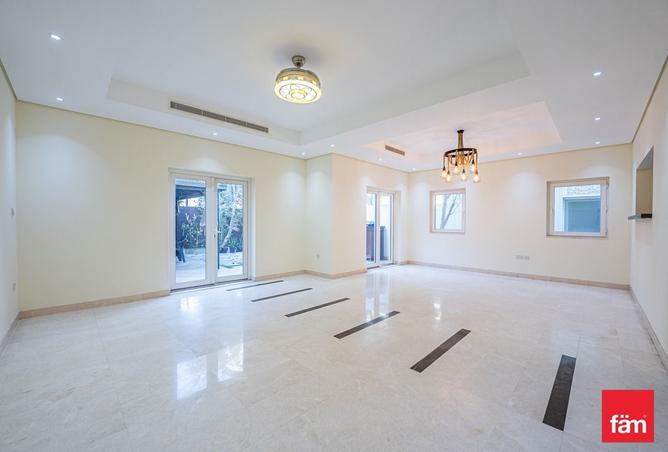 121977694 - Property Image 2