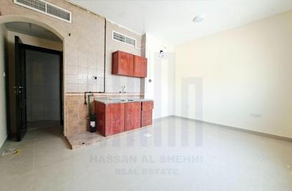 Apartment - Studio - 1 Bathroom for rent in Fire Station Road - Muwaileh - Sharjah