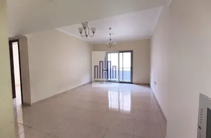 شقة - غرفة نوم - 1 حمام للايجار في تجارية مويلح - الشارقة