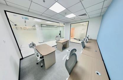 Business Centre - Studio - 4 Bathrooms for rent in BurJuman Business Tower - Al Mankhool - Bur Dubai - Dubai
