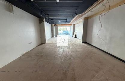 Retail - Studio for rent in Al Qusais Building - Al Qusais Residential Area - Al Qusais - Dubai