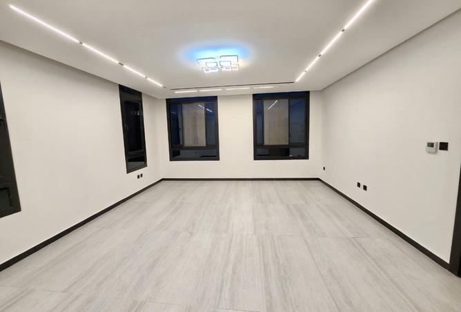 107285500 - Property Image 3