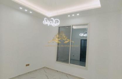 Villa - 5 Bedrooms - 6 Bathrooms for rent in Al Helio 1 - Al Helio - Ajman