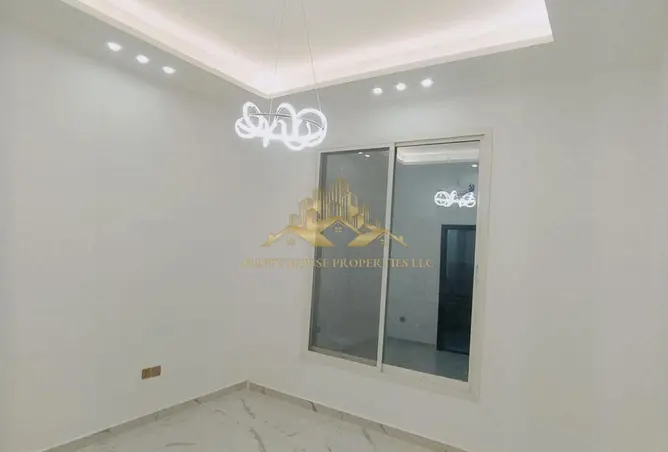 133870148 - Property Image 3
