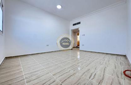 Apartment - 1 Bedroom - 2 Bathrooms for rent in Al Mushrif - Abu Dhabi