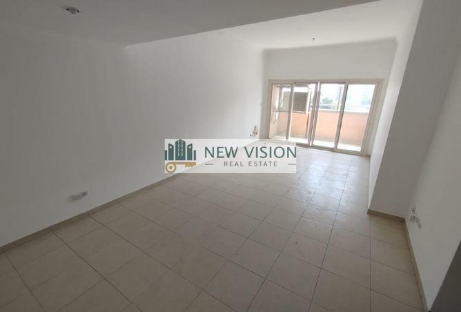 62083165 - Property Main Image