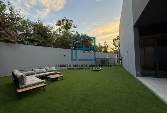 76196889 - Property Image 3