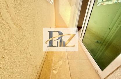 Apartment - 2 - 2 for rent in Fire Station Road - Muwaileh - Sharjah