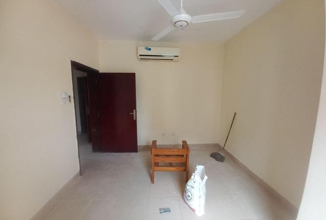 81112711 - Property Image 3