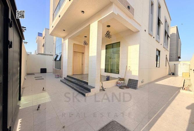 102428244 - Property Image 2
