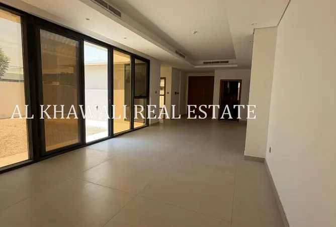 145973386 - Property Image 2