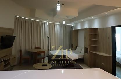 Apartment - 1 - 2 for sale in Zenith A2 Tower - Zenith Towers - Dubai Sports City - Dubai