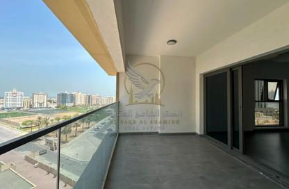Apartment - 4 - 5 for rent in Al Majaz 3 - Al Majaz - Sharjah