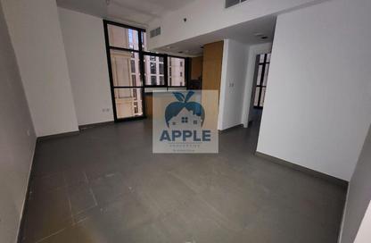 Apartment - 1 Bedroom - 2 Bathrooms for rent in Al Mamsha - Muwaileh - Sharjah