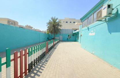Bungalow - Studio - 3 Bathrooms for sale in Al Naimiya - Al Nuaimiya - Ajman