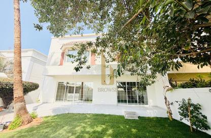 Villa - 4 - 4 for rent in Jumeirah 3 Villas - Jumeirah 3 - Jumeirah - Dubai