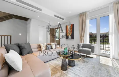 Villa - 4 Bedrooms - 5 Bathrooms for rent in Sur La Mer 2 - Sur La Mer - La Mer - Jumeirah - Dubai