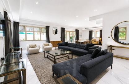 Villa - 4 - 5 for sale in District 3 - Jumeirah Park - Dubai