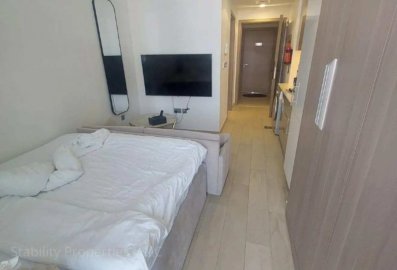 128352000 - Property Main Image