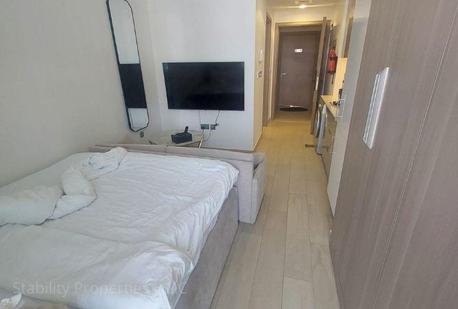 128352000 - Property Main Image