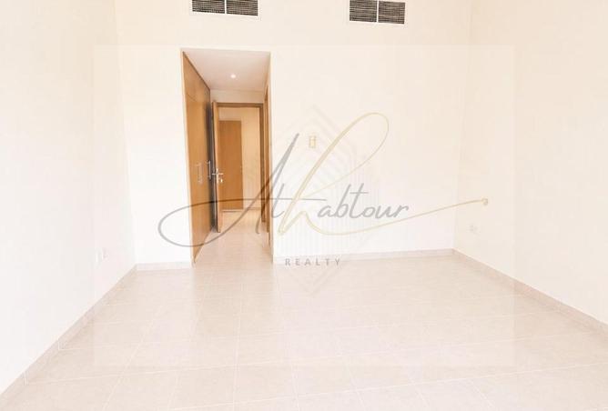110518237 - Property Image 3